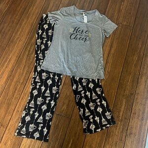 Soma New Years Cool Nights Pajama Set Small Long Cheers Festive